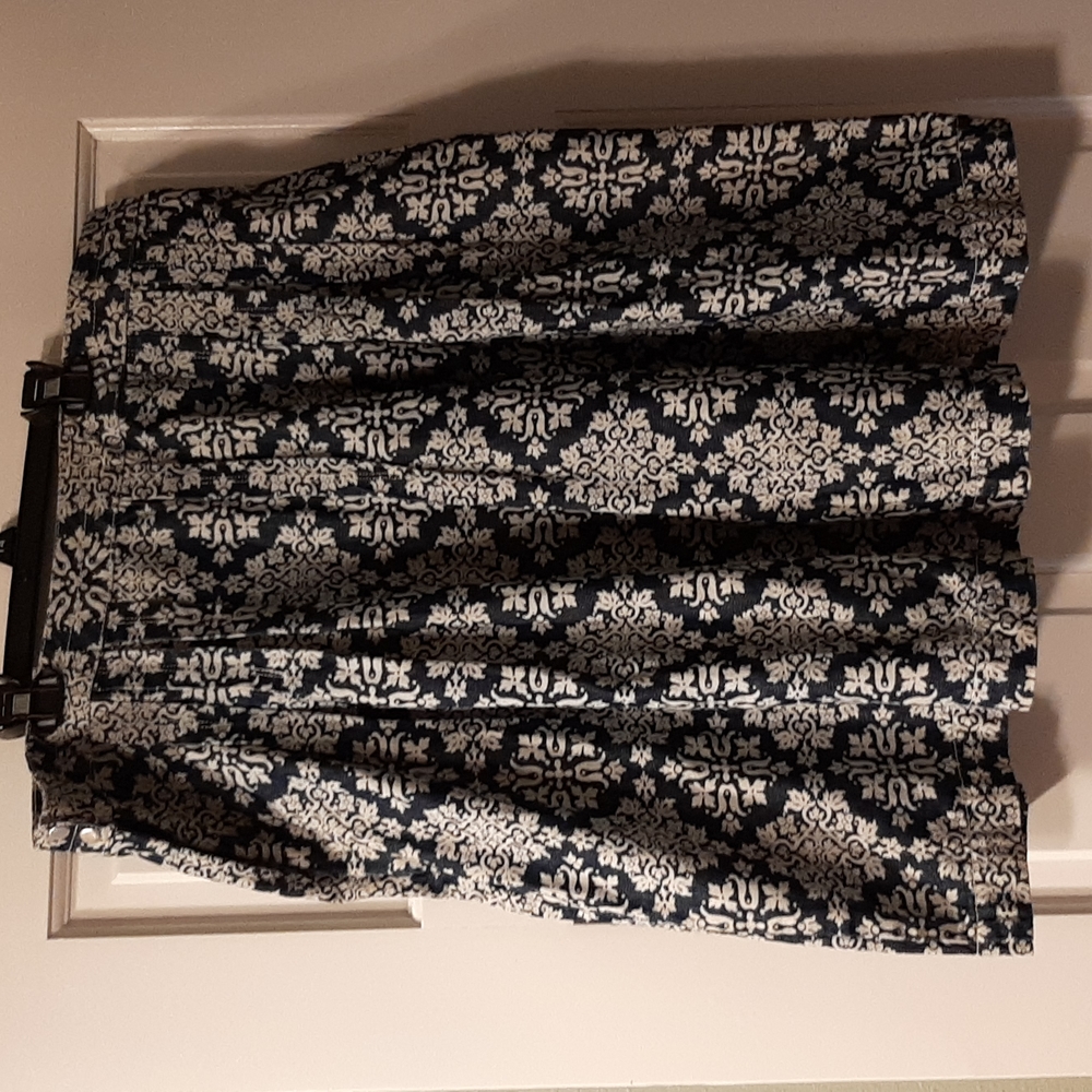 Womens Christopher&Banks skirt